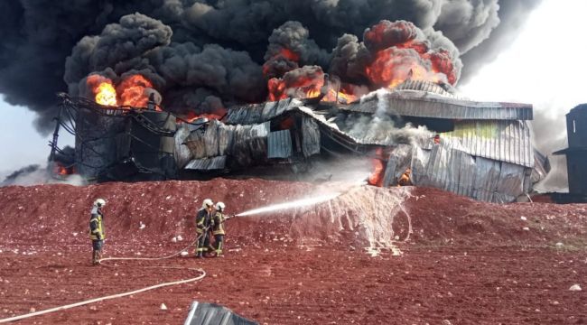 Esad güçlerinden İdlib'e bombalı saldırı