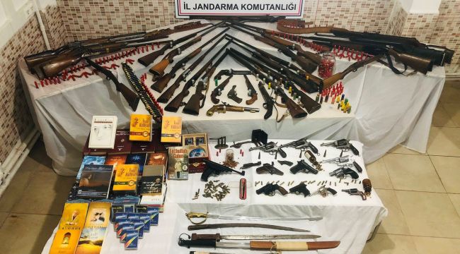FETÖ şüphelisinin evinden casus tabancası çıktı