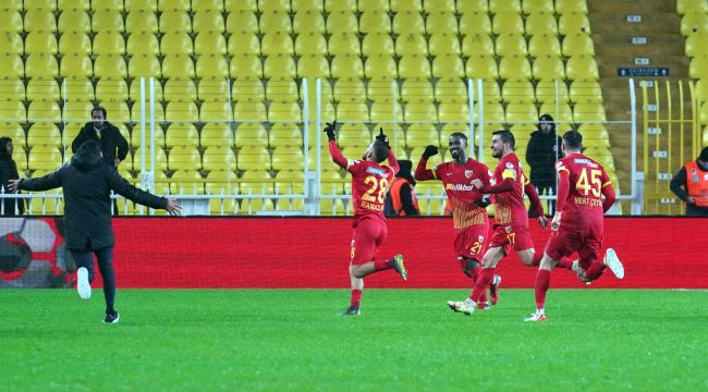 Galibiyet golünü attı, gözyaşlarını tutamadı