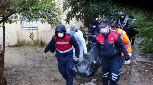 Kuş avlamak için çıktığı metruk binada çürümüş ceset buldu