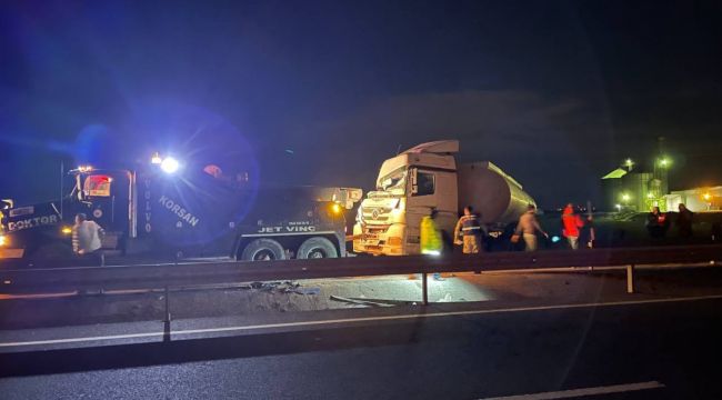 Şanlıurfa'da yakıt yüklü tanker kaza yaptı