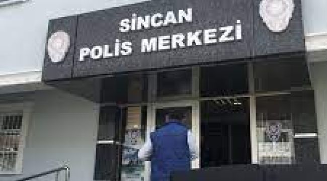 Trafikte çıkan kavgada tekmeler havada uçuştu