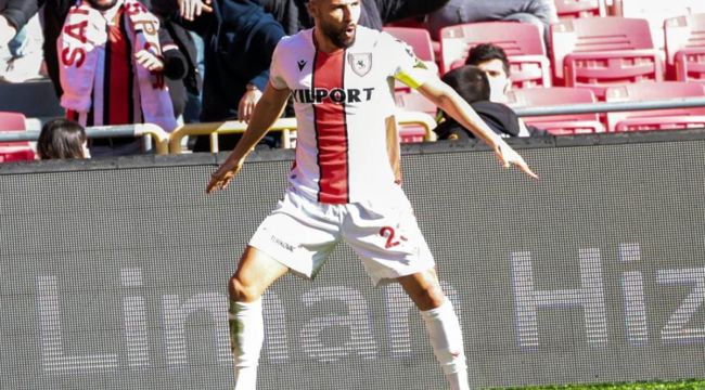 Yasin Öztekin 34 yaşında kariyerinin en golcü sezonunu yaşıyor