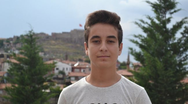 Ağabey sabah işe gitmeyen kardeşini evde ölü buldu