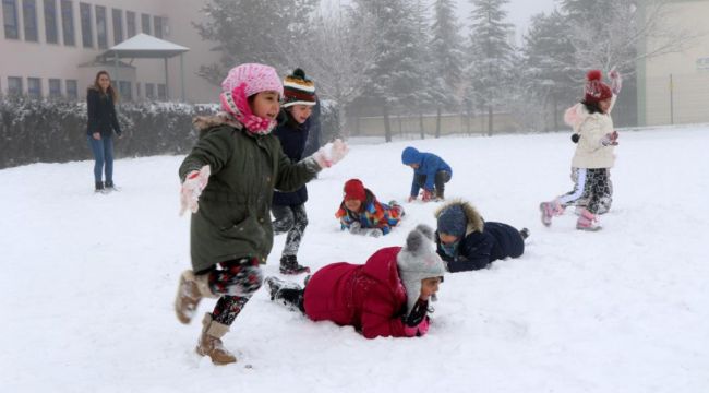 Digor'da okullar tatil edildi