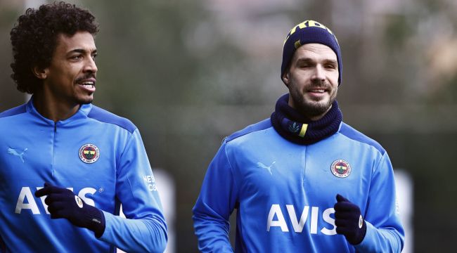 Fenerbahçe'de Gustavo ve Novak takımla çalıştı