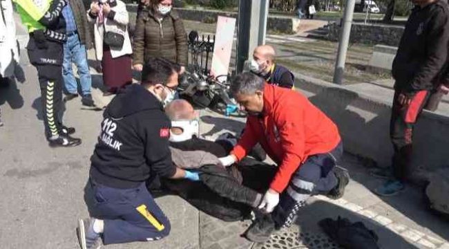 Hafif ticari araç elektrikli bisiklete çarptı
