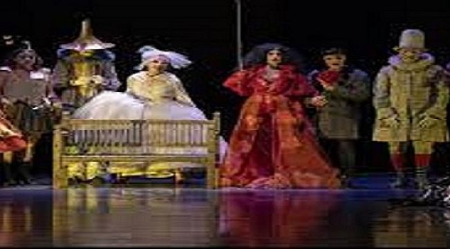 İSTANBUL TİYATRO FESTİVALİ'NDE YENİ DÖNEM