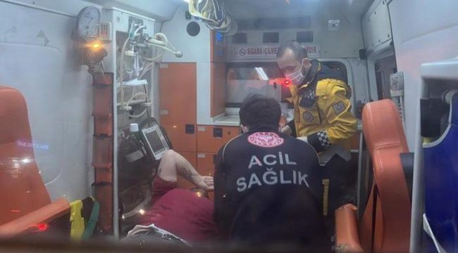 Kavgayı ayırmak isteyen motokurye bacağından vuruldu