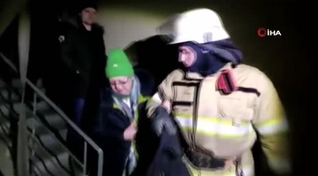 Kiev'de 16 katlı binaya roket isabet etti