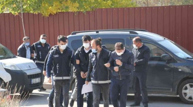 Kırklareli'nde 12 kaçak göçmen yakalandı
