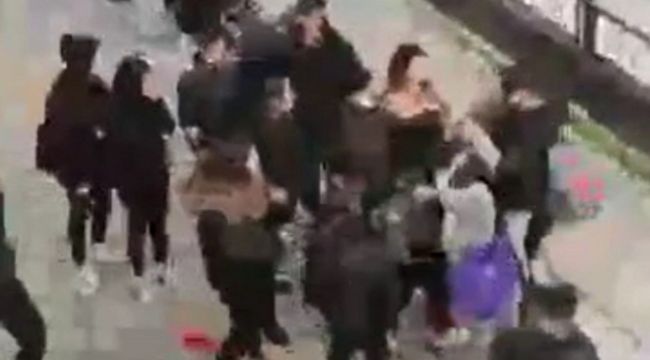 Küçükçekmece'de liseli kızların kavgası
