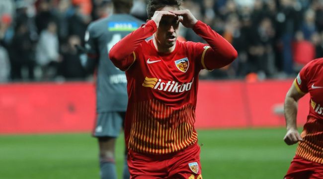 Mario Gavranovic gollerine devam ediyor
