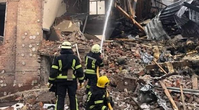 Rus ordusu Harkov'da yerleşim yerlerini vurdu