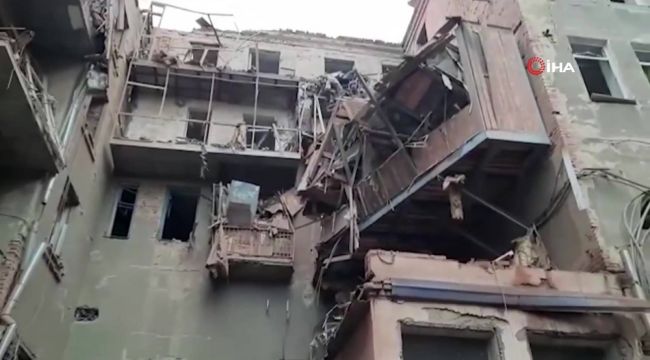 Rusya'nın saldırısı sonrası Harkov'daki yıkım görüntülendi
