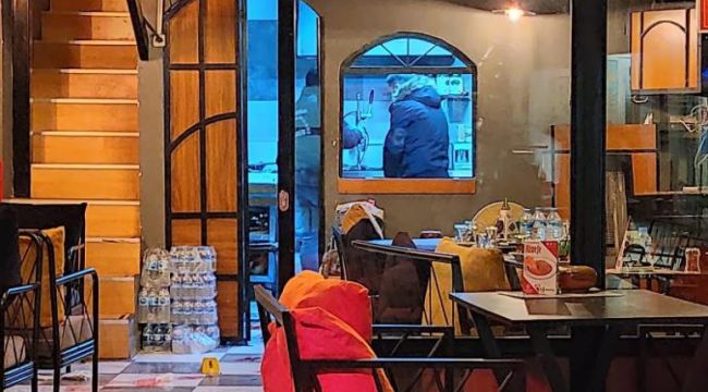Taksim'de silahlı saldırgan kafede dehşet saçtı