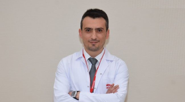 Uzmanından uyarı: Çocuğunuzun yüksek sesle TV izlemesi işitme kaybı belirtisi olabilir