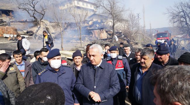 Vali Çakır'dan yangın açıklaması