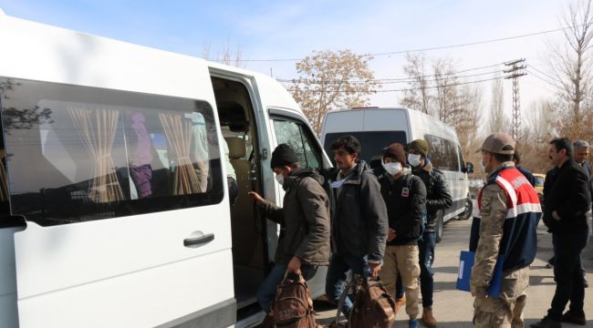 Van'da 116 düzensiz göçmen yakalandı