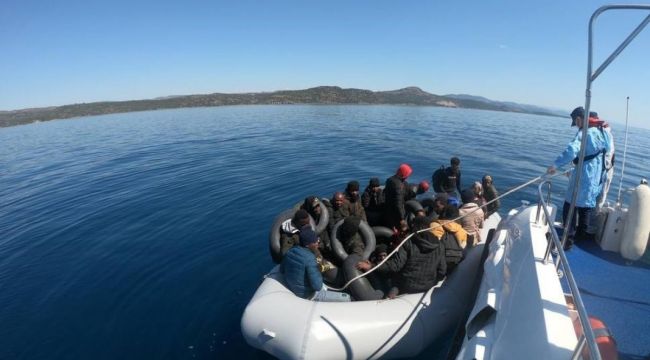 Çanakkale açıklarında 27 düzensiz göçmen kurtarıldı