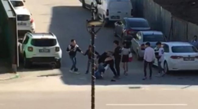 Gençlerin yumruklu kavgası