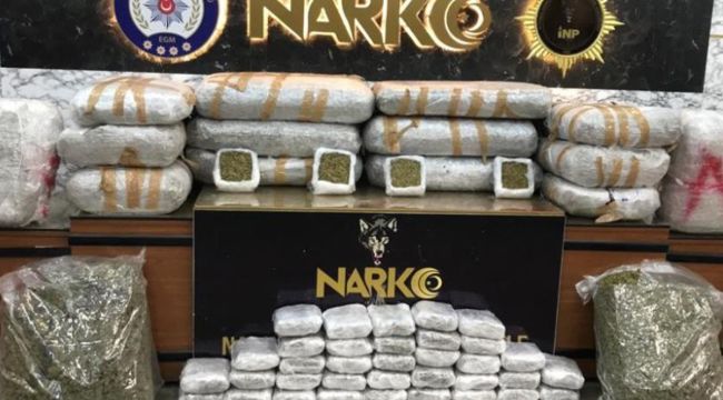 İstanbul'da minibüste 190 kilogram Hint keneviri ele geçirildi