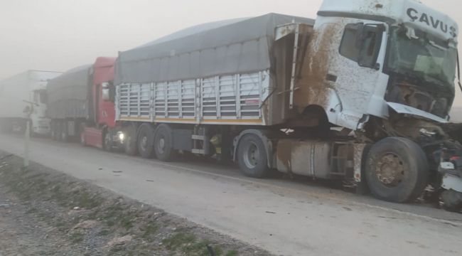 Kum fırtınası kazalara sebep oldu