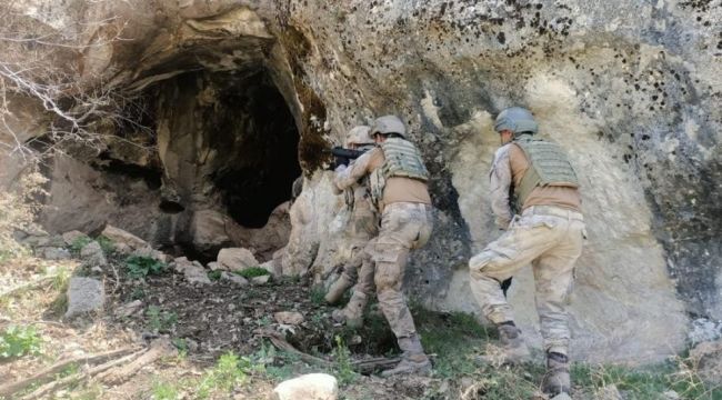 MSB: Barış Pınarı ve Fırat Kalkanı bölgelerinde 12 PKK/YPG'li terörist etkisiz hale getirildi