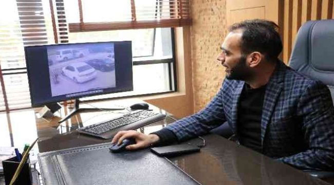 Muhasebecinin bankadan çekip araca koyduğu 820 bin lira böyle çalındı