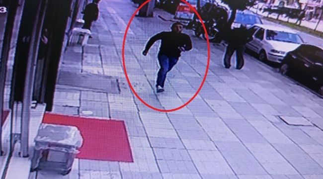 Samsun'da 1 kişinin ağır yaralandığı silahlı saldırı kamerada