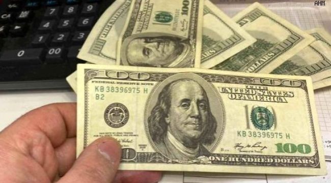 Sevgili rolü yaparak sahte dolarlarla telefonunu alıp kaçtılar