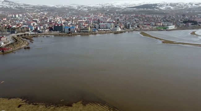Sular altında kalan Ardahan Ovası havadan görüntülendi