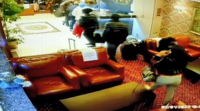 Turistlerin çantalarını böyle çalmışlar! 4 şüpheli yakalandı