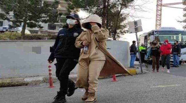 Yabancı uyruklu kadınlarla fuhuş yaparken yakalandılar