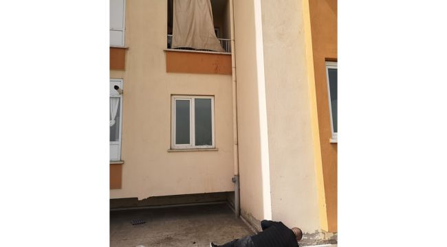 Yakalanacağını anladı, 1. kattan atladı