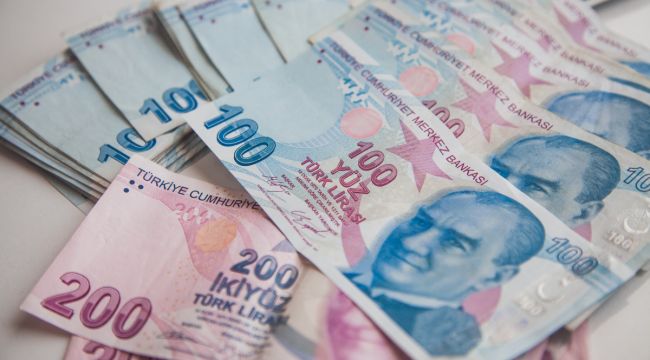 Bütçe Nisan'da 50,2 milyar TL açık verdi