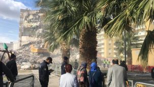 İzmir depreminde yıkılan Cumhuriyet Sitesi'nin sorumluları hakim karşısında