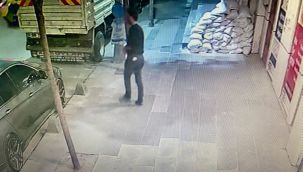 Küçükçekmece'de kamyonet hırsızlığı
