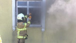 Prizde unutulan şarj cihazı evi yaktı