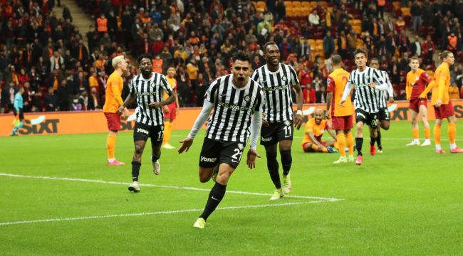 Yönetimsiz kalan Altay'da futbolcular ayrılıyor