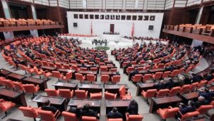 Basın Kanunu teklifi görüşmeleri ertelendi