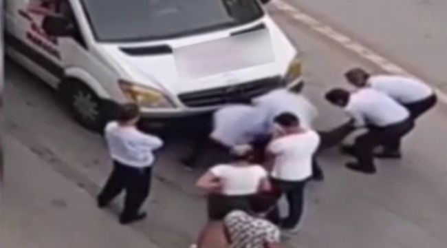 Başkentte bir servisten indirilme olayı daha yaşandı