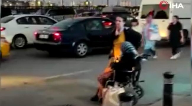 Eminönü'nde turistleri almak için engelli ve yaşlı kadını taksiye almadılar