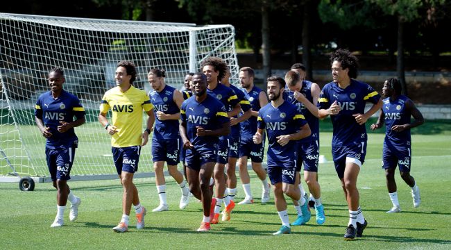 Fenerbahçe'de Dinamo Kiev hazırlıkları sürüyor
