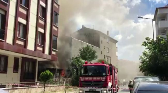 Küçükçekmece'de trafo patladı, mahalle elektriksiz kaldı