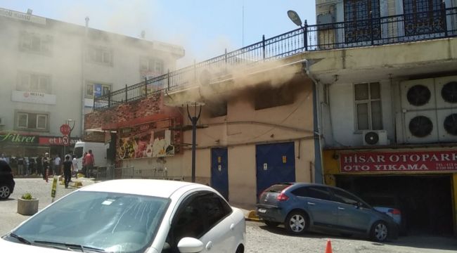 Patlayan trafo yangın çıkardı