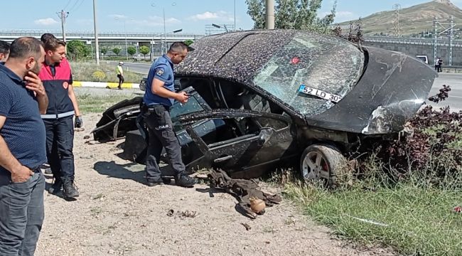Tatilin ilk günü aşırı hız kazaya sebep oldu