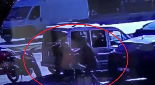 Trafikte yol verme tartışmasında polis memuru bıçaklandı