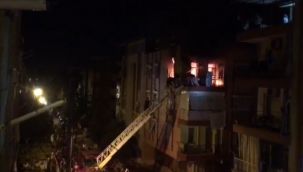 Yangında 2 çocuk mahsur kaldı