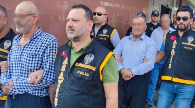 25 yıl sonra ortaya çıkan baba-kız cinayetiyle ilgili 3 tutuklama